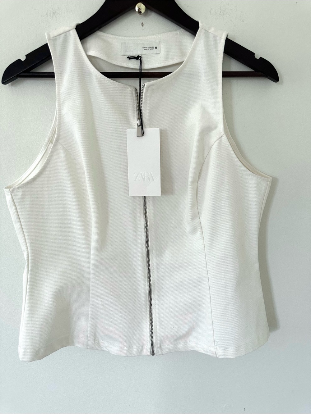 Zara Cream Zip-Front Sleeveless Top NWT size L